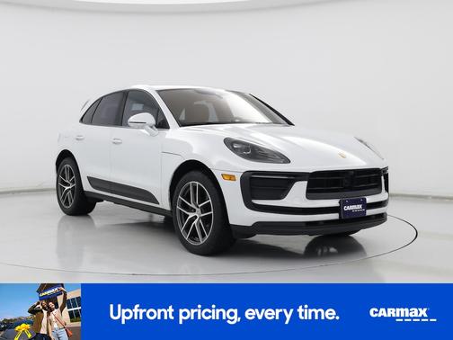 2022 Porsche Macan 