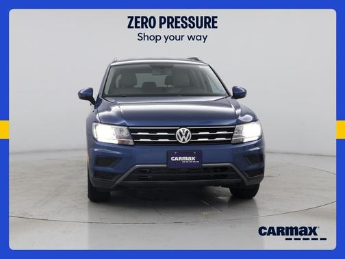 Blue 2019 Volkswagen Tiguan SE
