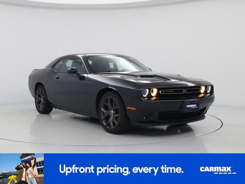 2017 Dodge Challenger SXT Plus