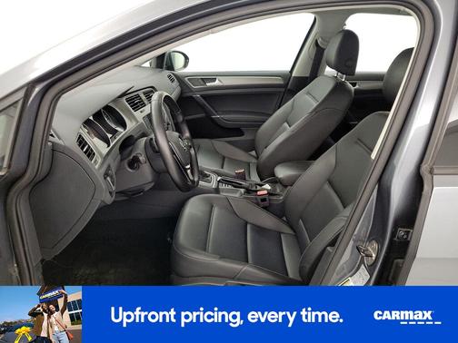 2017 Volkswagen Golf SE