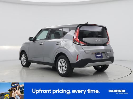 Gray 2025 Kia Soul LX