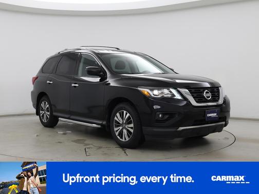 2019 Nissan Pathfinder SV