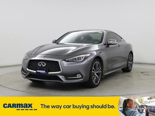 2017 INFINITI Q60 Premium