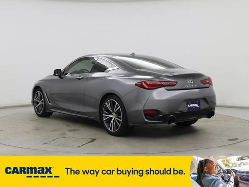 2017 INFINITI Q60 Premium