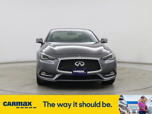 2017 INFINITI Q60 Premium