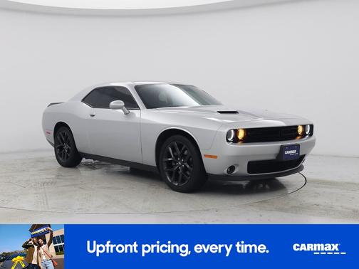 Silver 2022 Dodge Challenger SXT