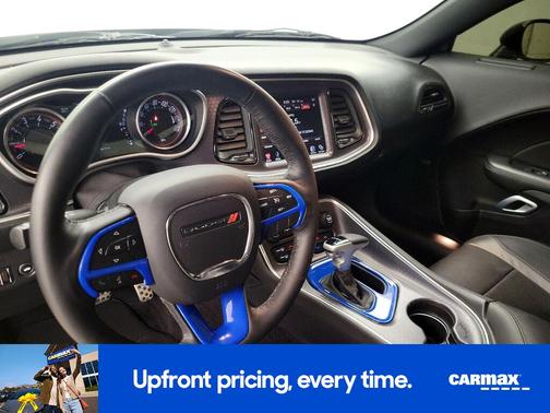 2016 Dodge Challenger SXT Plus