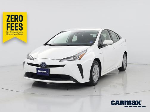 White 2019 Toyota Prius LE