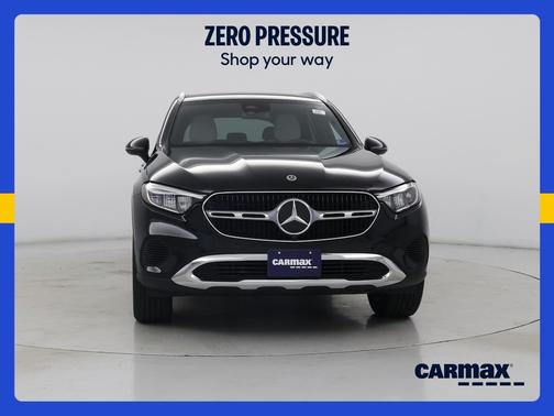 Black 2024 Mercedes-Benz GLC 300