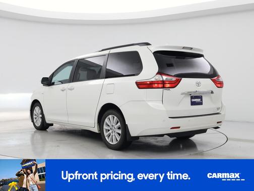 White 2017 Toyota Sienna Limited