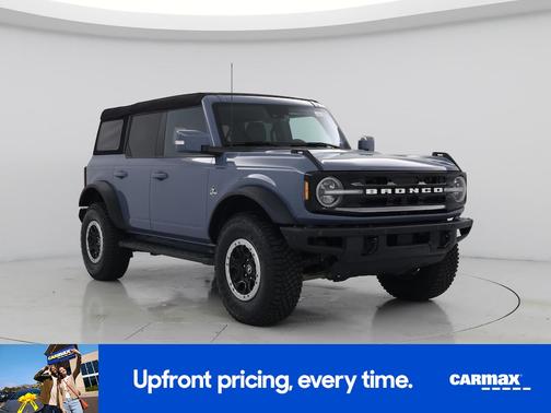 Blue 2023 Ford Bronco Outer Banks