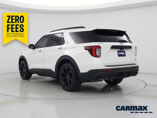 White 2022 Ford Explorer ST