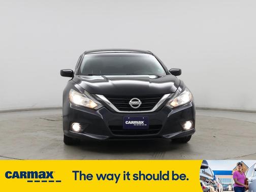 2017 Nissan Altima SV