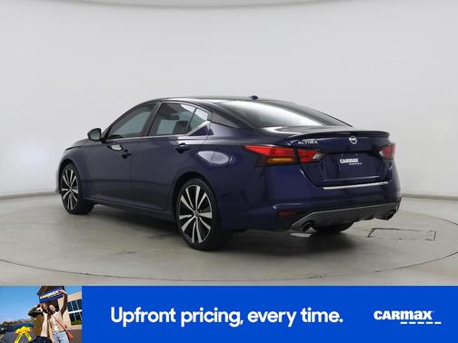 2022 Nissan Altima SR