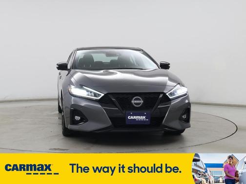 2023 Nissan Maxima SR
