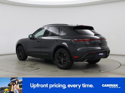 2022 Porsche Macan 
