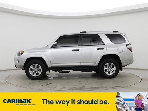 2022 Toyota 4Runner SR5