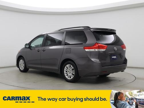 2014 Toyota Sienna XLE