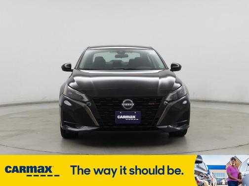 2023 Nissan Altima SR