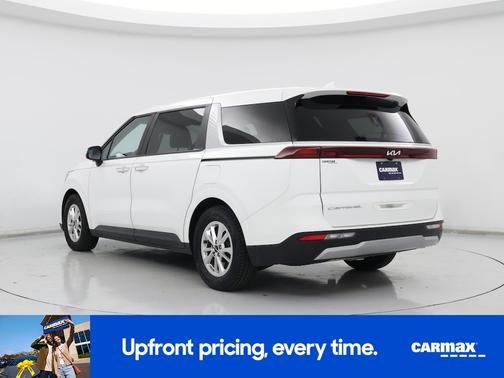 2022 Kia Carnival LX