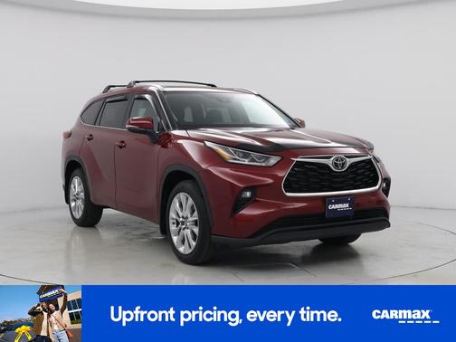Burgundy 2023 Toyota Highlander Limited