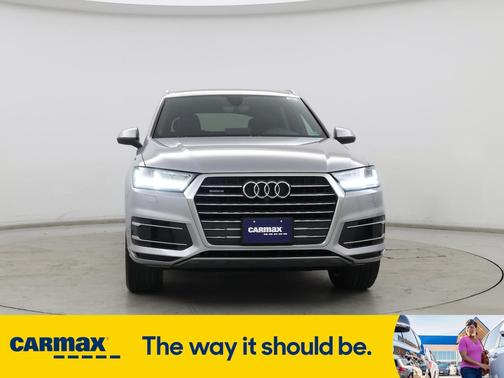 2019 Audi Q7 Premium Plus