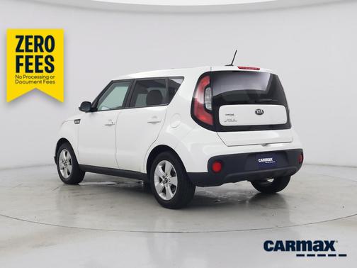 White 2018 Kia Soul