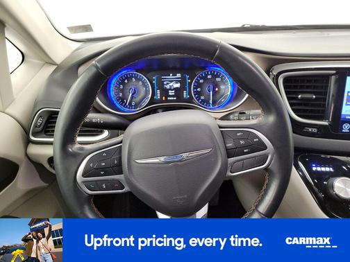 2017 Chrysler Pacifica Touring L