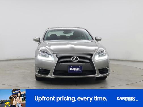 2016 Lexus LS 460 Base (A8)