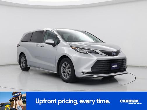 2021 Toyota Sienna XLE