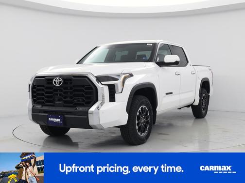White 2025 Toyota Tundra SR5