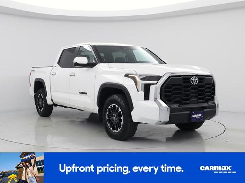 White 2025 Toyota Tundra SR5