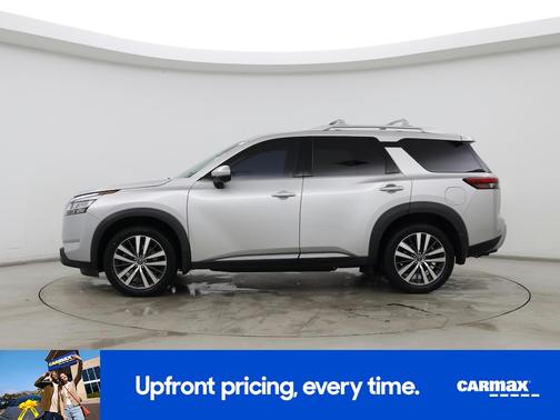 2022 Nissan Pathfinder Platinum