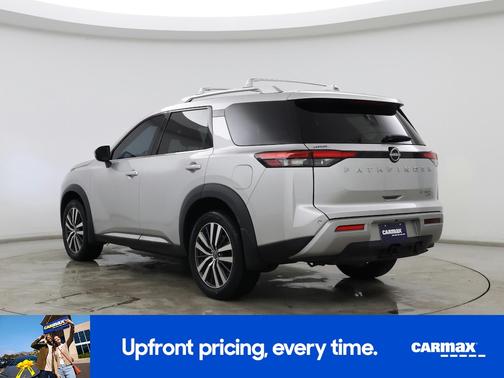 2022 Nissan Pathfinder Platinum