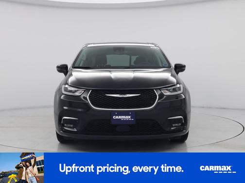 Black 2023 Chrysler Pacifica Touring L