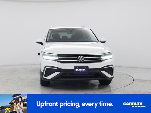 White 2022 Volkswagen Tiguan SE