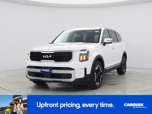 White 2024 Kia Telluride EX