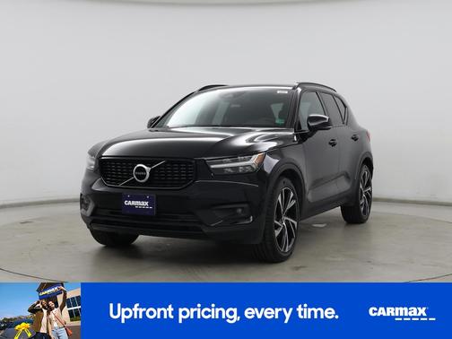2019 Volvo XC40 T5 R-Design