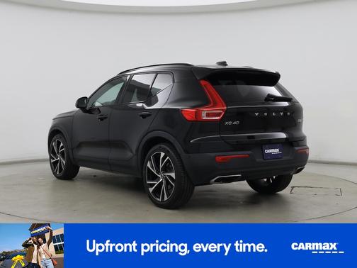 2019 Volvo XC40 T5 R-Design