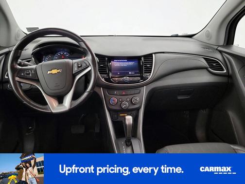 Purple 2022 Chevrolet Trax LT