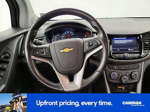 Purple 2022 Chevrolet Trax LT