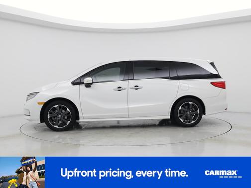 White 2024 Honda Odyssey Elite