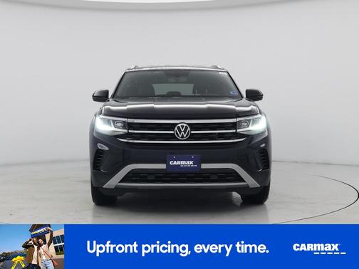 Black 2021 Volkswagen Atlas Cross Sport SE w/Tech