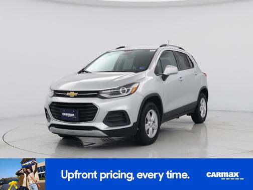 Silver 2022 Chevrolet Trax LT