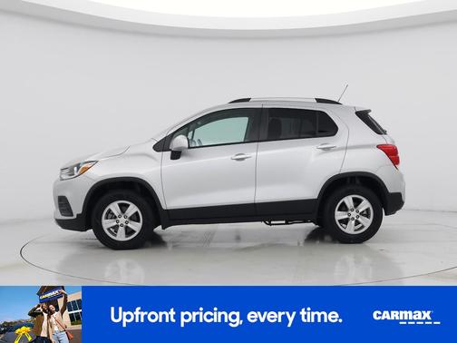 Silver 2022 Chevrolet Trax LT