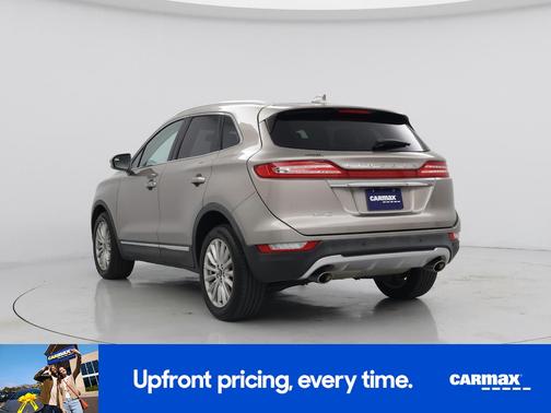 Gold 2019 Lincoln MKC