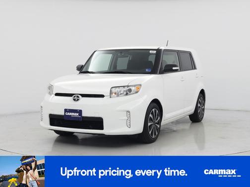 White 2015 Scion xB