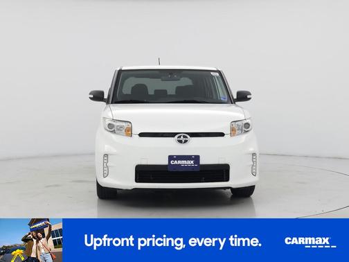 White 2015 Scion xB