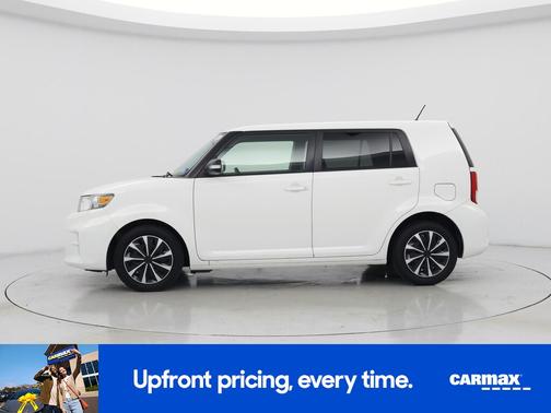 White 2015 Scion xB