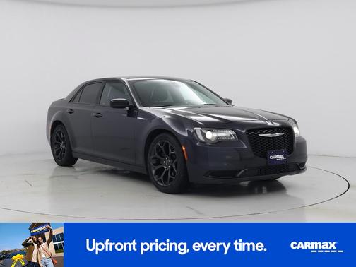 2019 Chrysler 300 Touring